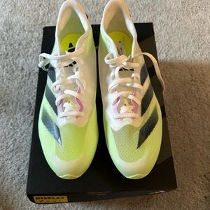 NWT 🏃‍♂️👟Adidas Sprint Star track and field shoes (size 11 men/ 12 women)